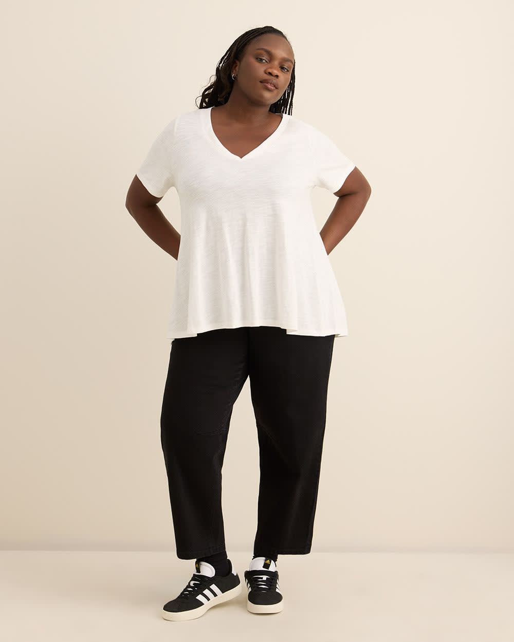 V-Neck Short-Sleeve Swing Top Snow white