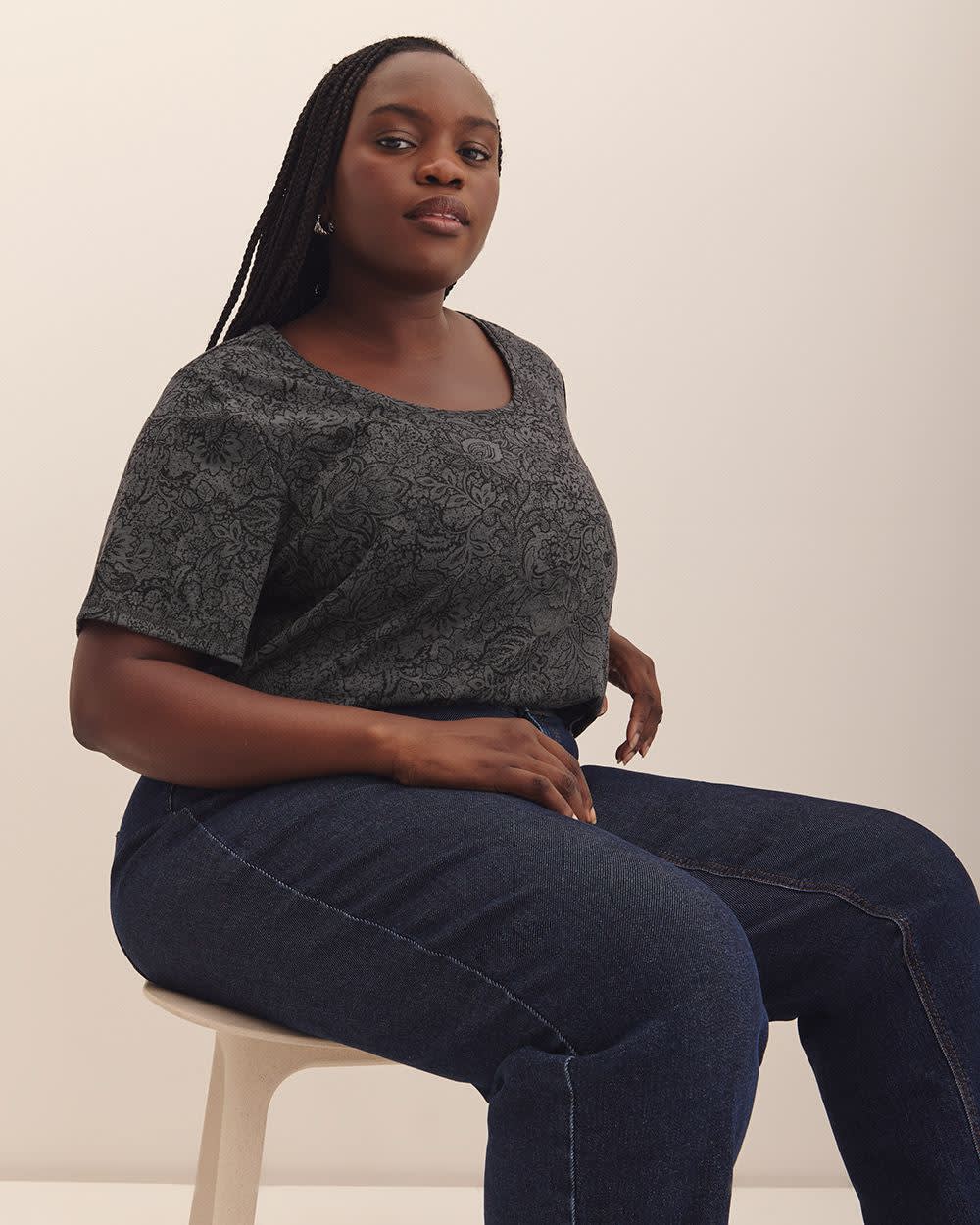 Printed Curvy-Fit T-Shirt - PENN. Essentials Black printed