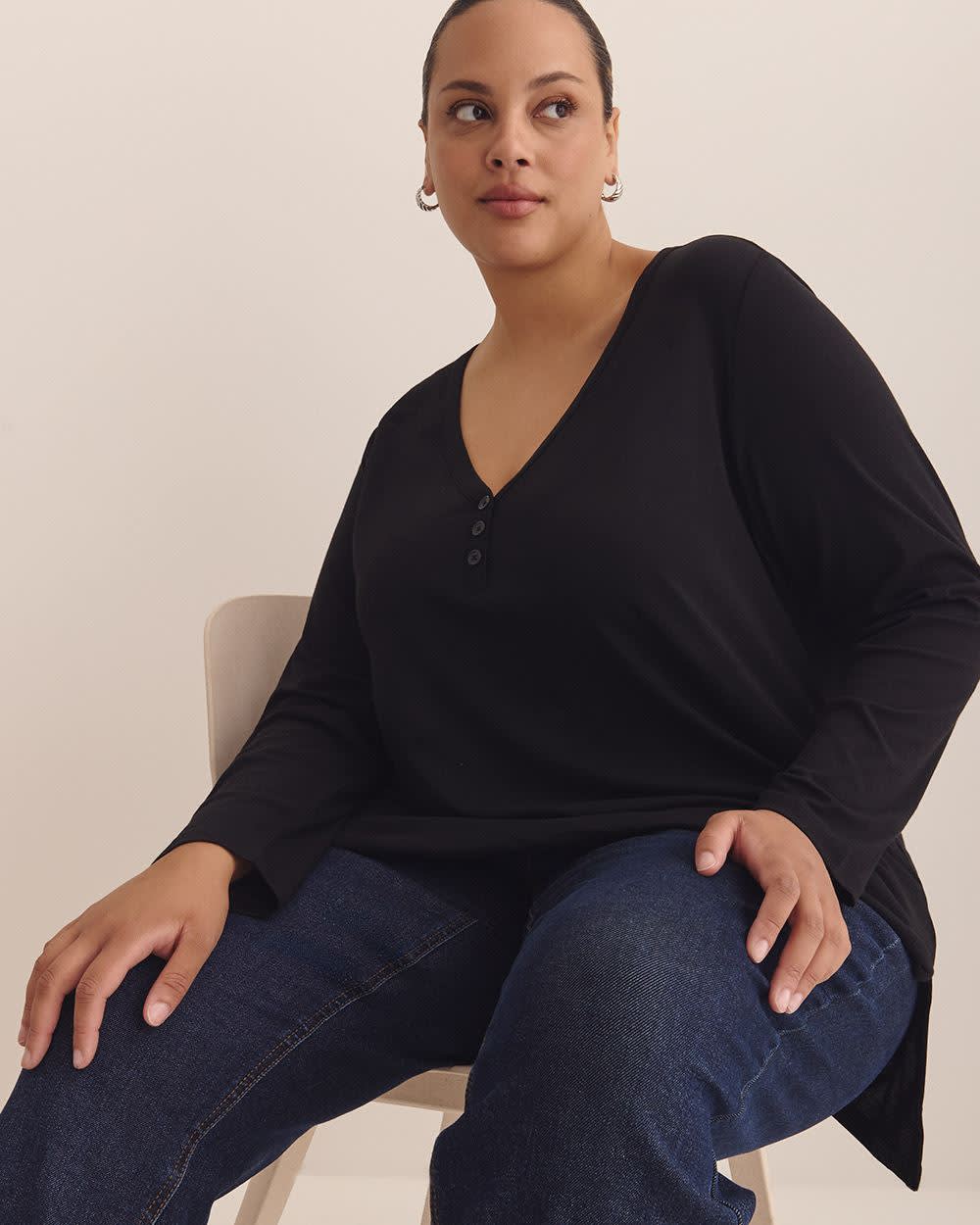 Responsible, Girlfriend-Fit Tunic - PENN. Essentials Black