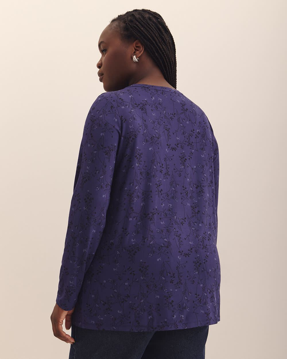 Responsible, Modern-Fit Long-Sleeve Tee - PENN. Essentials Astral aura printed
