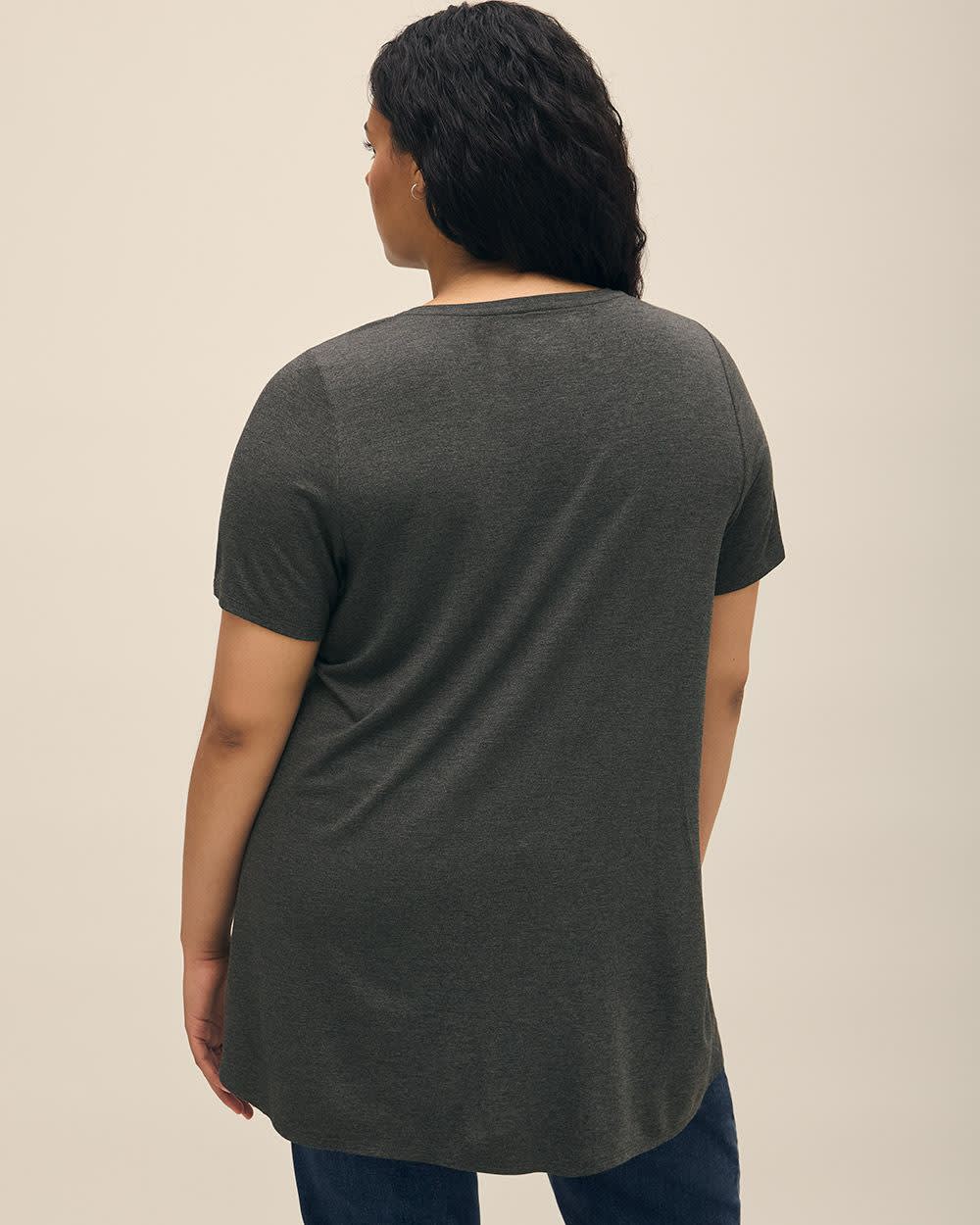 Modern-Fit V-Neck Tunic - PENN. Essentials Dark Grey Mix- 3 Modern-Fit V-Neck Tunic - PENN. Essentials Dark Grey Mix-