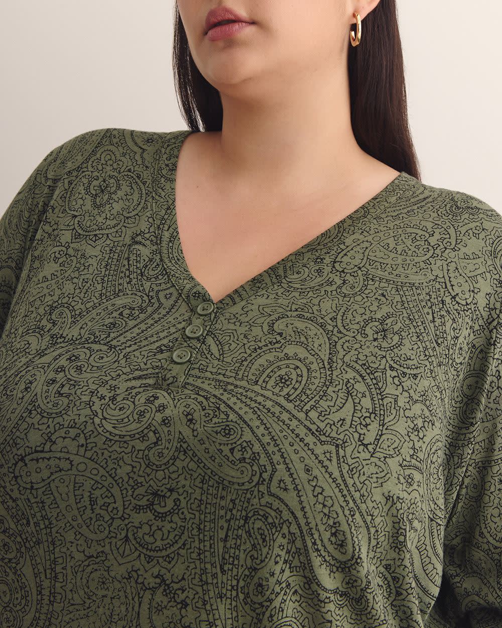 Responsible, Girlfriend-Fit V-Neck Tunic - PENN. Essentials Thyme Printed