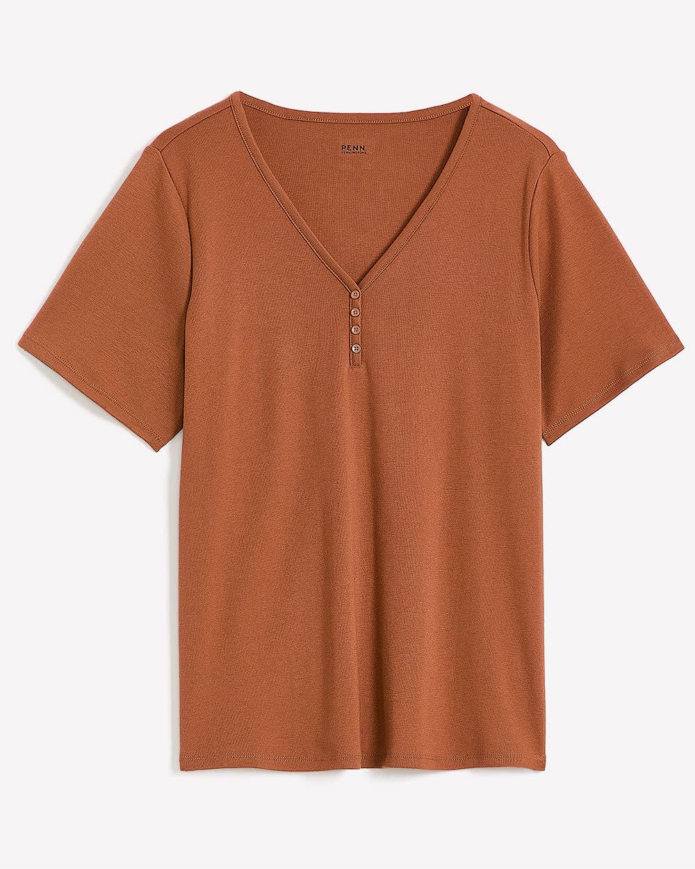 Girlfriend-Fit V-Neck Ribbed Tee - PENN. Essentials Coconut shell 5 Girlfriend-Fit V-Neck Ribbed Tee - PENN. Essentials Coconut shell