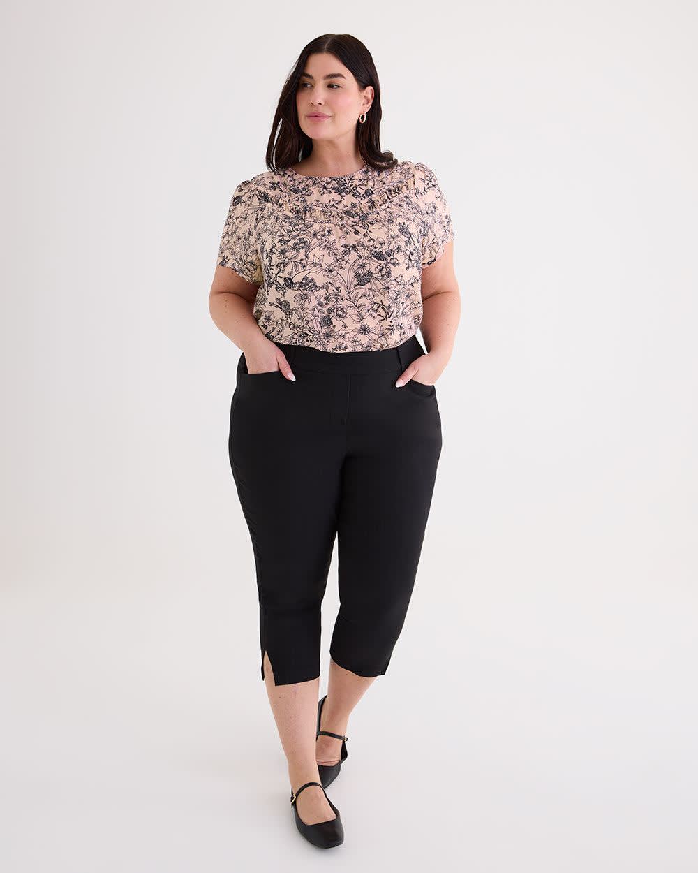 Responsible, Savvy-Fit Crop Pants with Pockets - PENN. Essentials Black