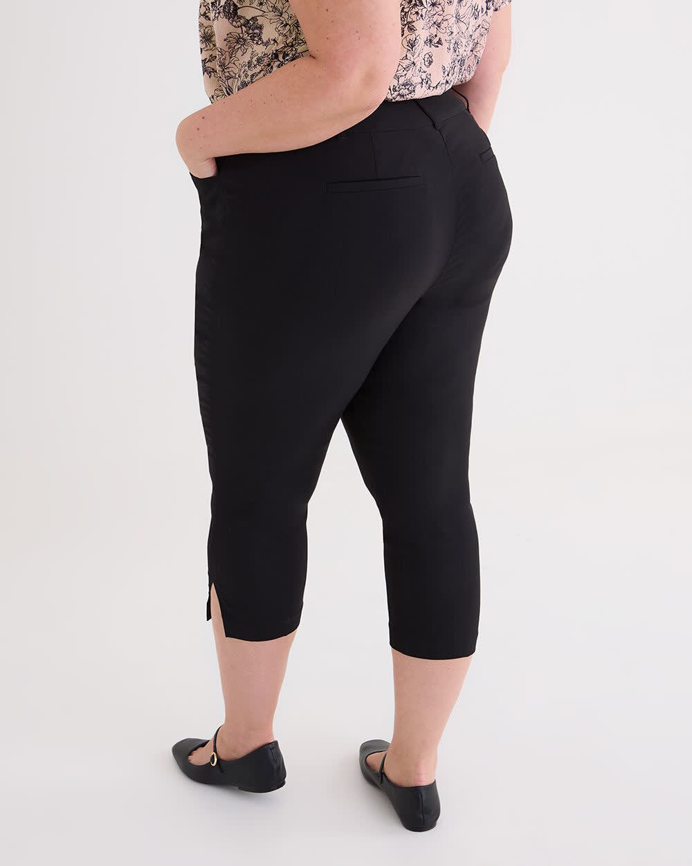 Responsible, Savvy-Fit Crop Pants with Pockets - PENN. Essentials Black