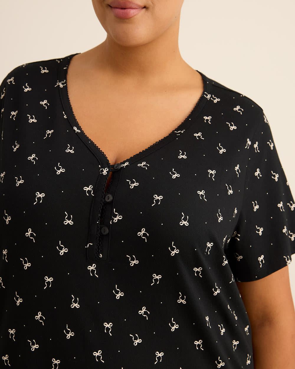Long Black Short-Sleeve Knit Sleepshirt with Bow Print - ti Voglio Black printed