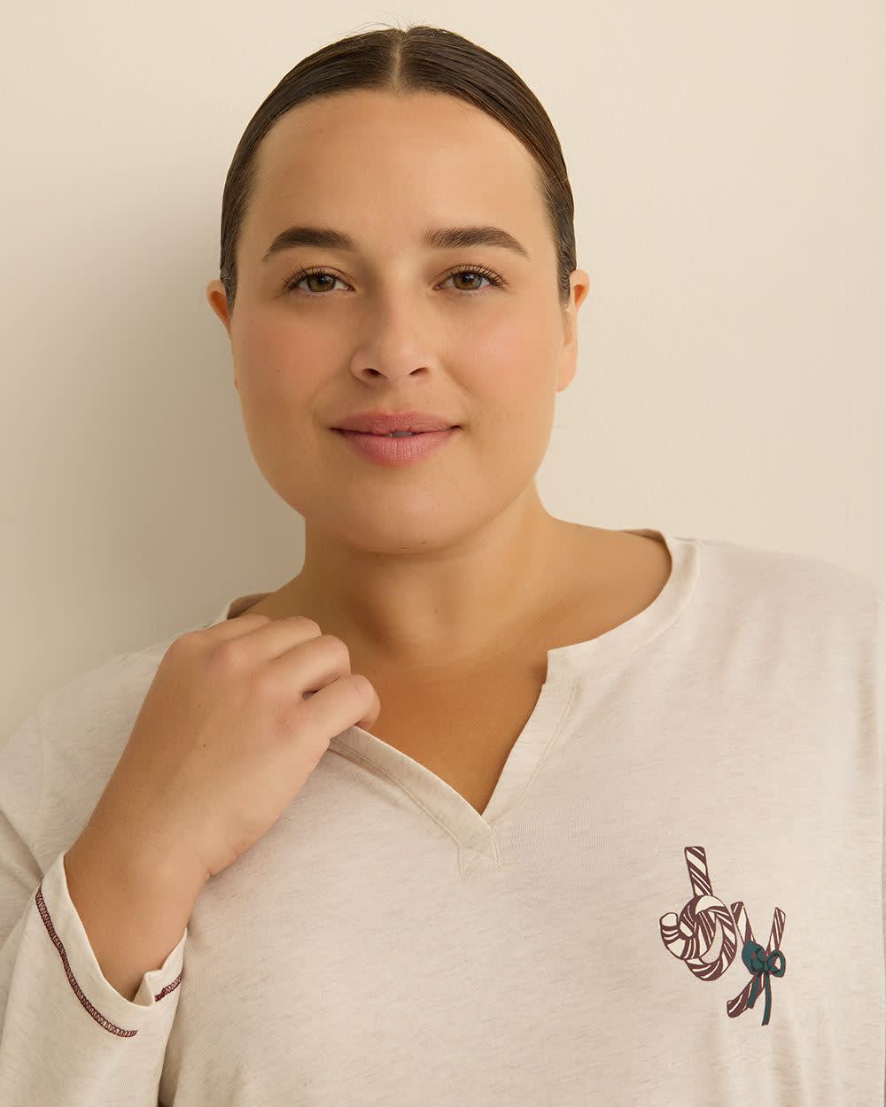 Candy Cane Long-Sleeve Notch Tee and Straight Pant Pyjama Set - ti Voglio Oatmeal heather