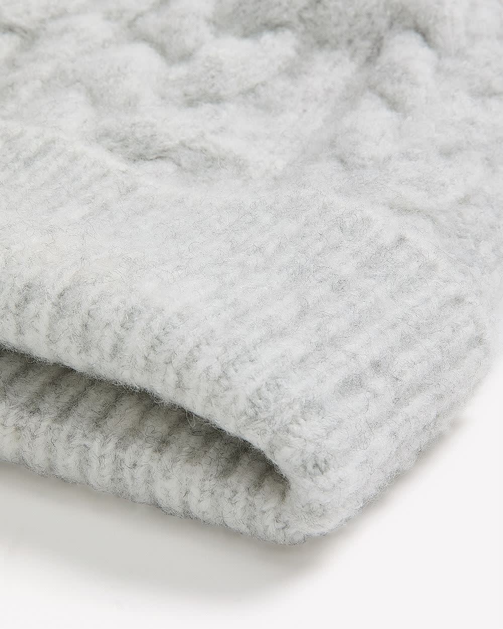 Pompom Cable Knit Beanie Light grey