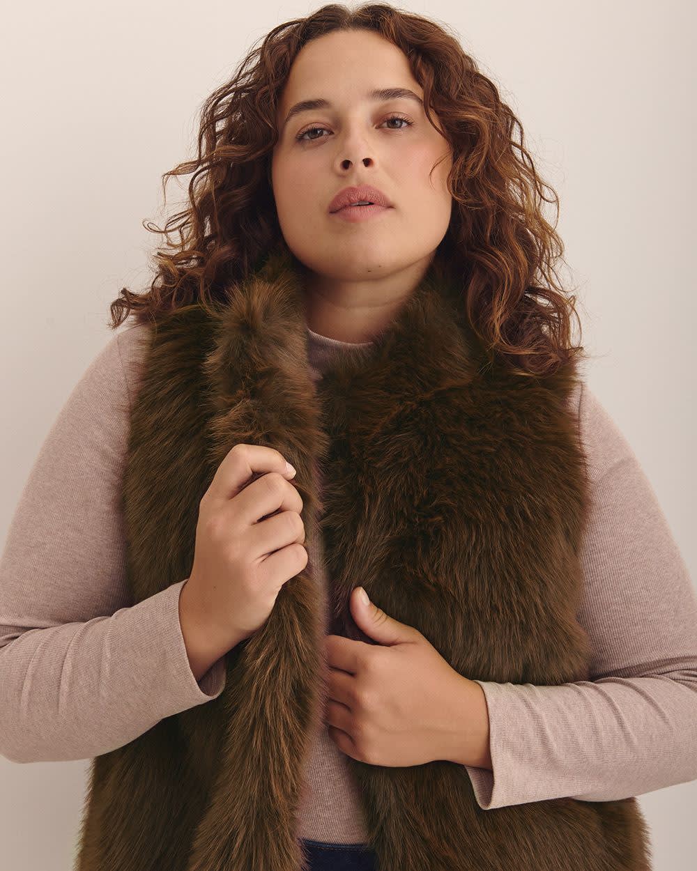 Long Faux-Fur Vest Chicory coffee 4 Long Faux-Fur Vest Chicory coffee