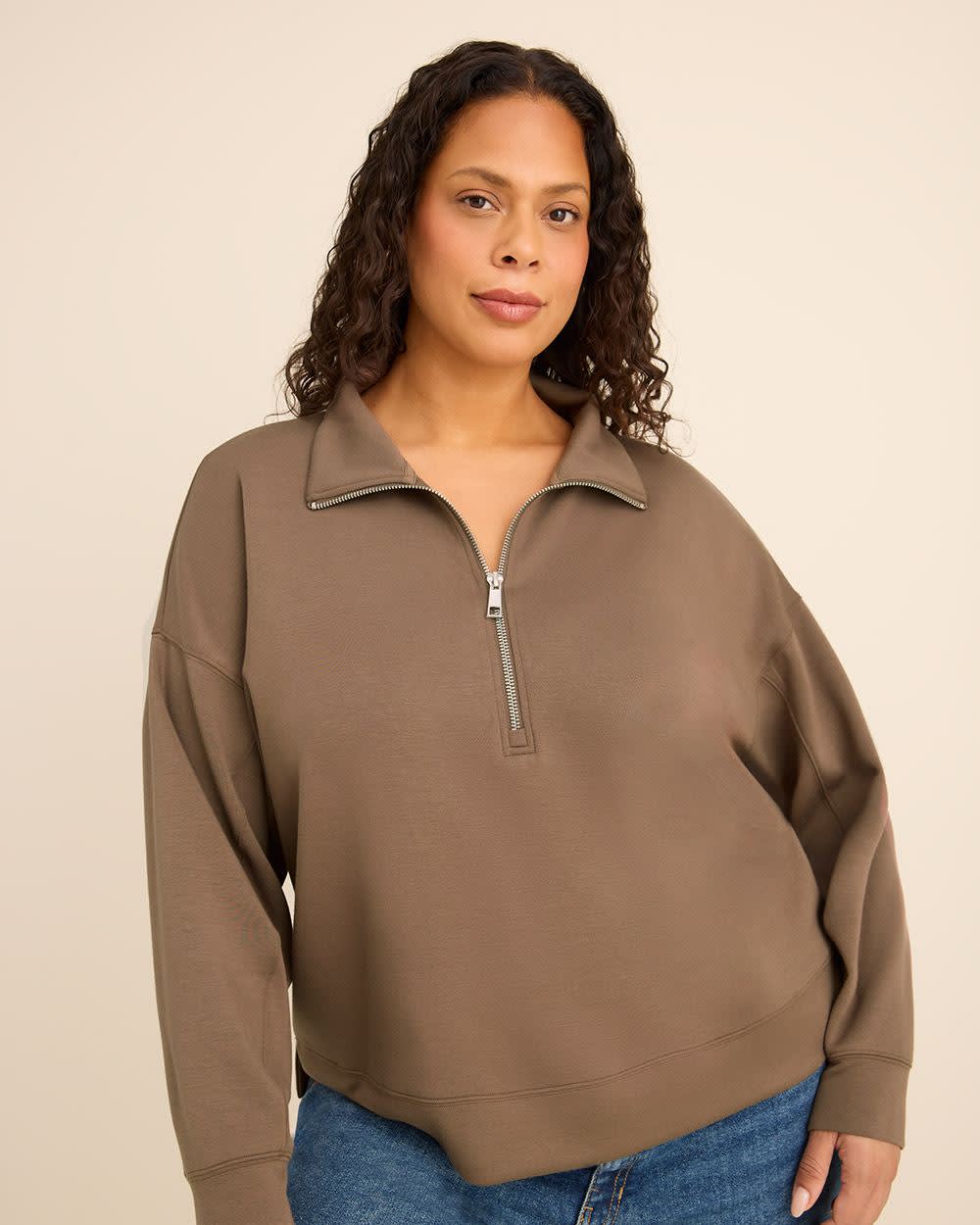 Long-Sleeve Zippered Mock-Neck Top Coffee quartz 4 Long-Sleeve Zippered Mock-Neck Top Coffee quartz