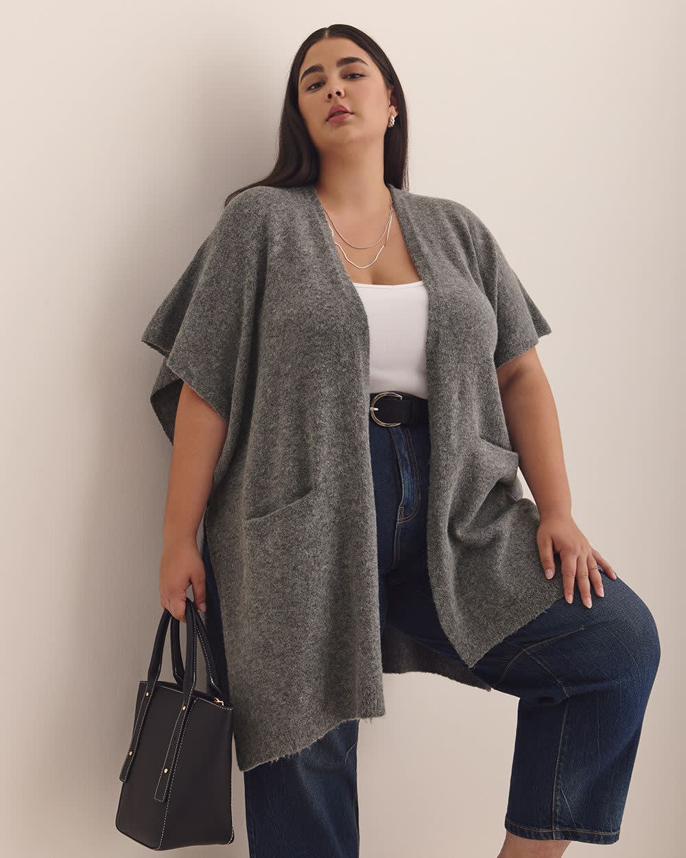 Knitted Cape with Pockets Med Grey Heather