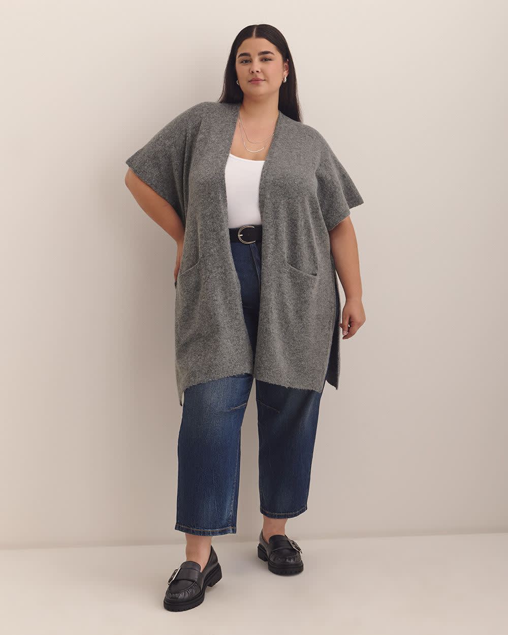 Knitted Cape with Pockets Med Grey Heather