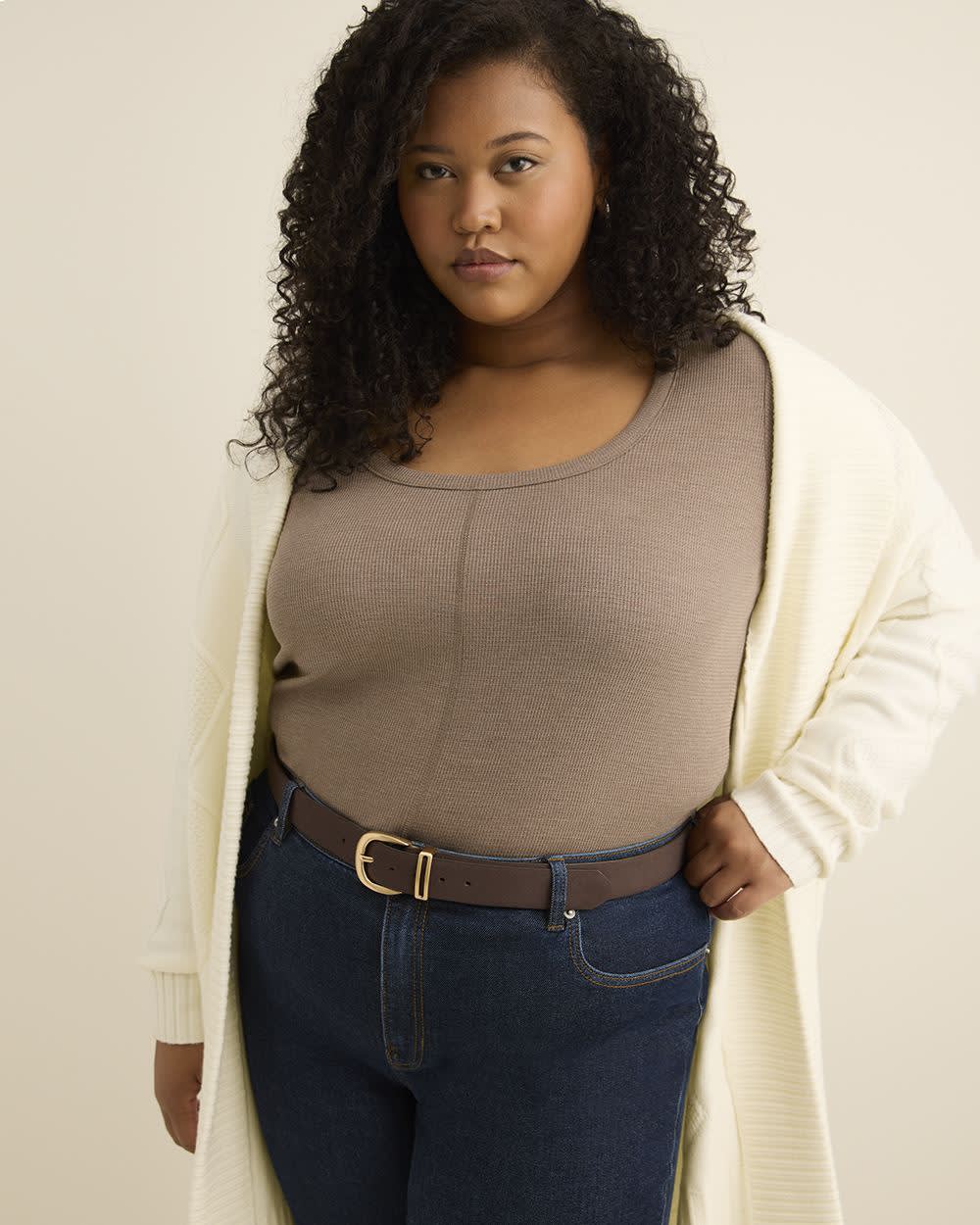 Curvy-Fit Long-Sleeve Waffle Tee - PENN. Essentials Coffee quartz