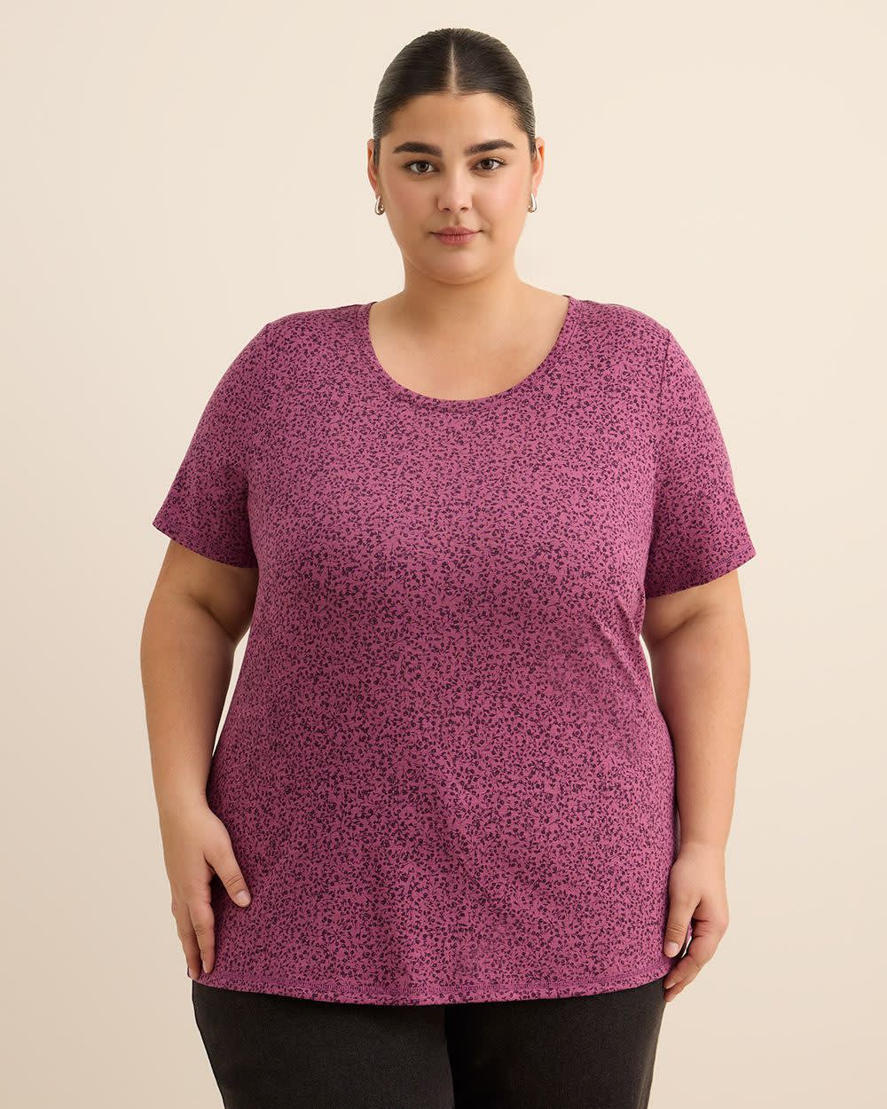 Printed Curvy-Fit Crewneck Tee - PENN. Essentials Damson printed