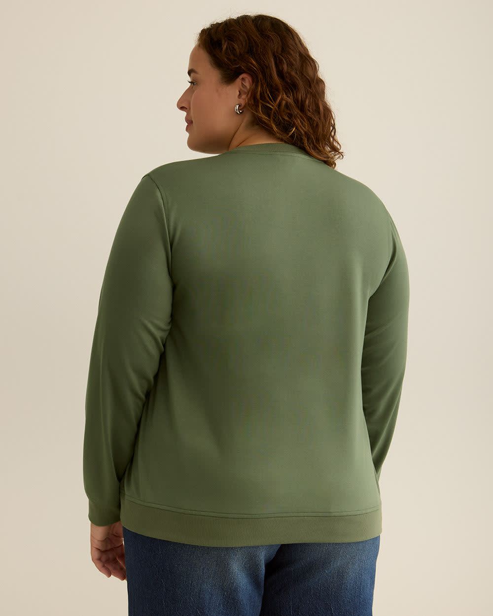 Boyfriend-Fit Crewneck Sweatshirt - PENN. Essentials Thyme