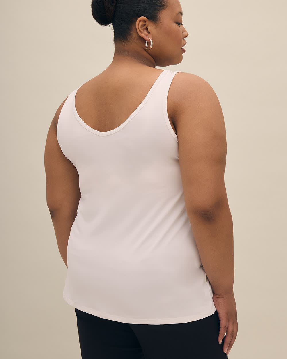 Responsible, Solid Reversible Tank Top - PENN. Essentials Bright White 3 Responsible, Solid Reversible Tank Top - PENN. Essentials Bright White