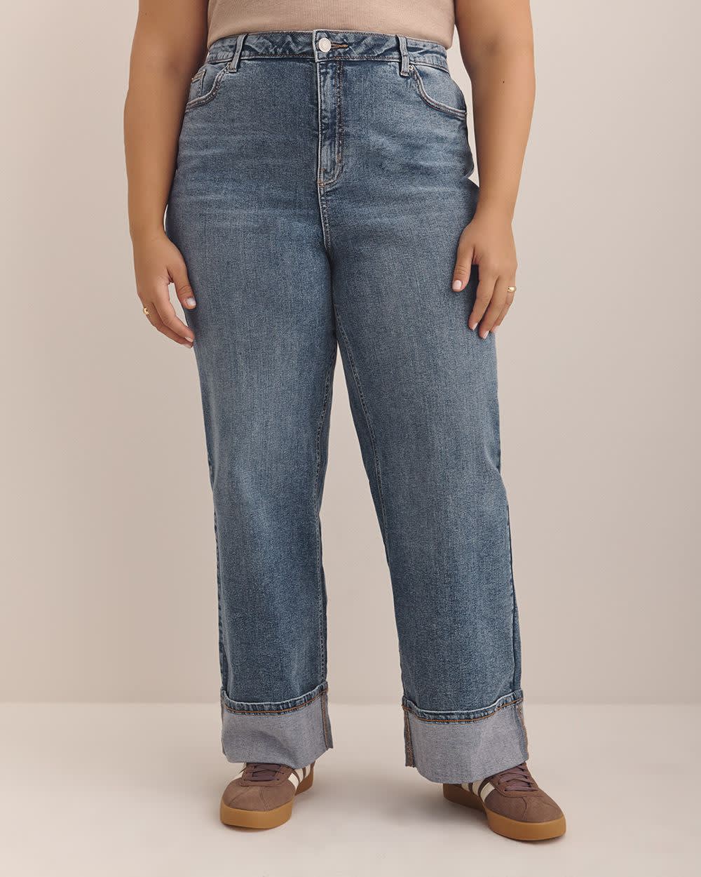 Classic-Fit High-Rise Cuffed Wide-Leg Jeans - d/C JEANS Medium blue denim 2 Classic-Fit High-Rise Cuffed Wide-Leg Jeans - d/C JEANS Medium blue denim