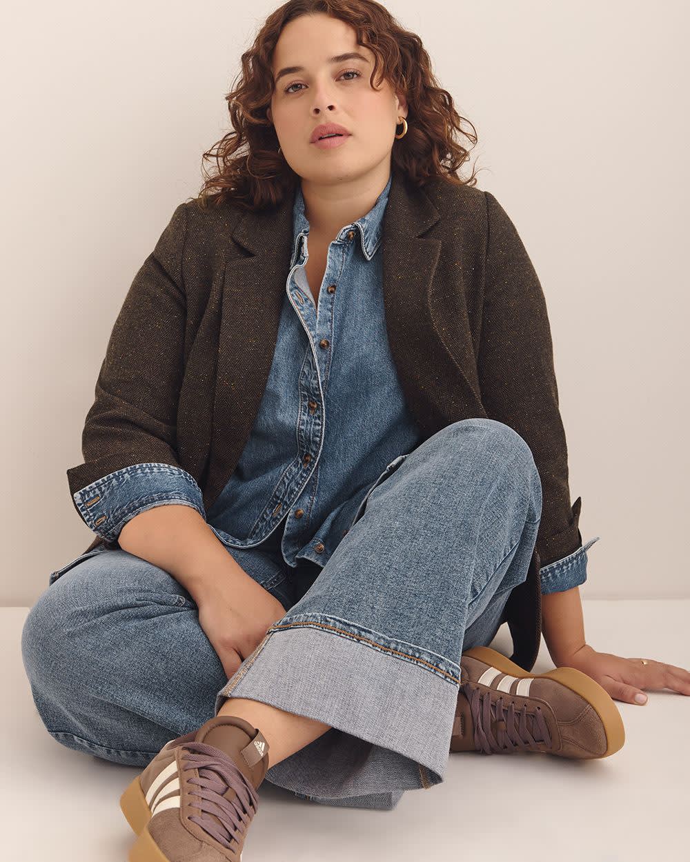 Classic-Fit High-Rise Cuffed Wide-Leg Jeans - d/C JEANS Medium blue denim 4 Classic-Fit High-Rise Cuffed Wide-Leg Jeans - d/C JEANS Medium blue denim