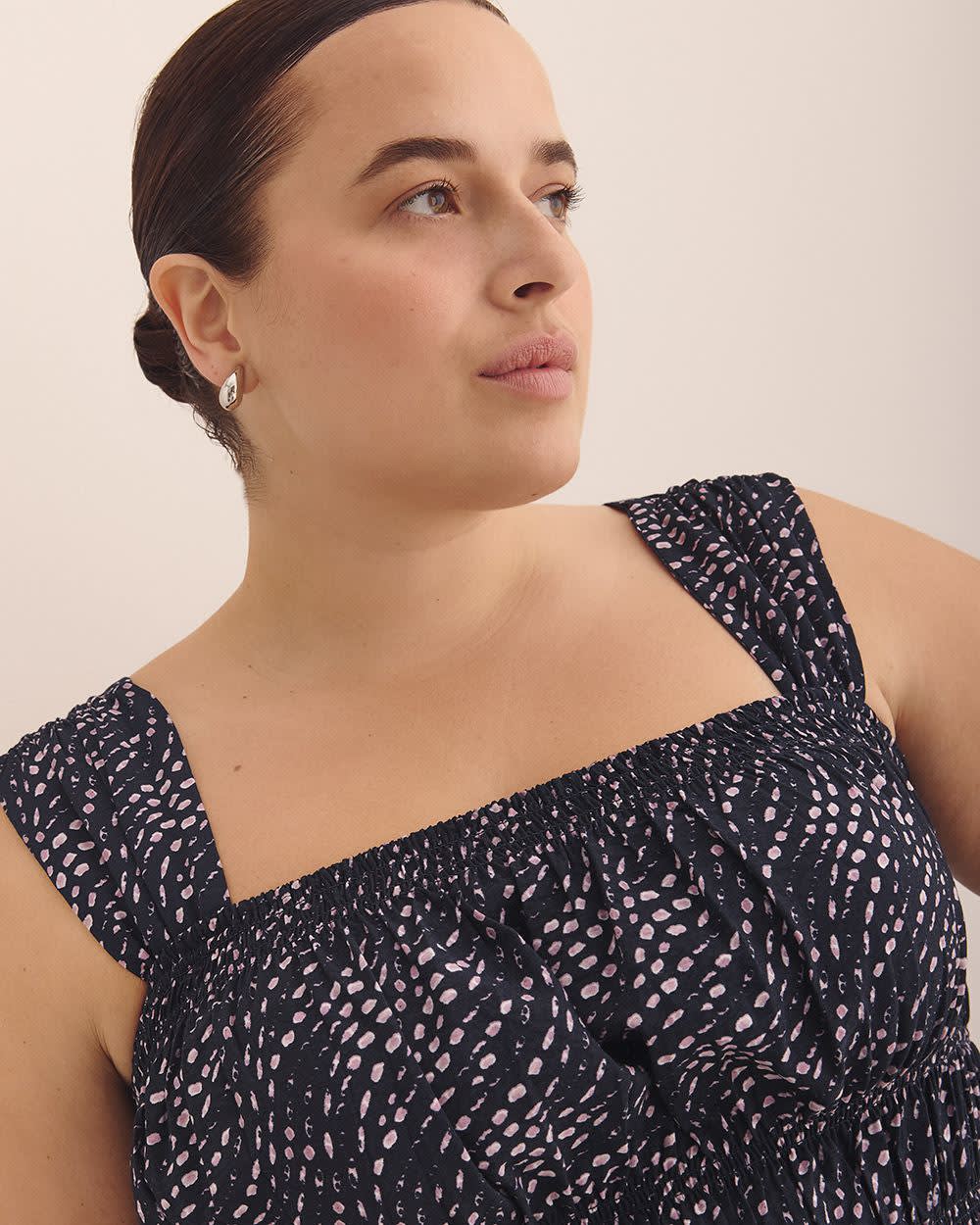 Sleeveless Wavy Dotted Smocked Midi Dress Sky captain printed