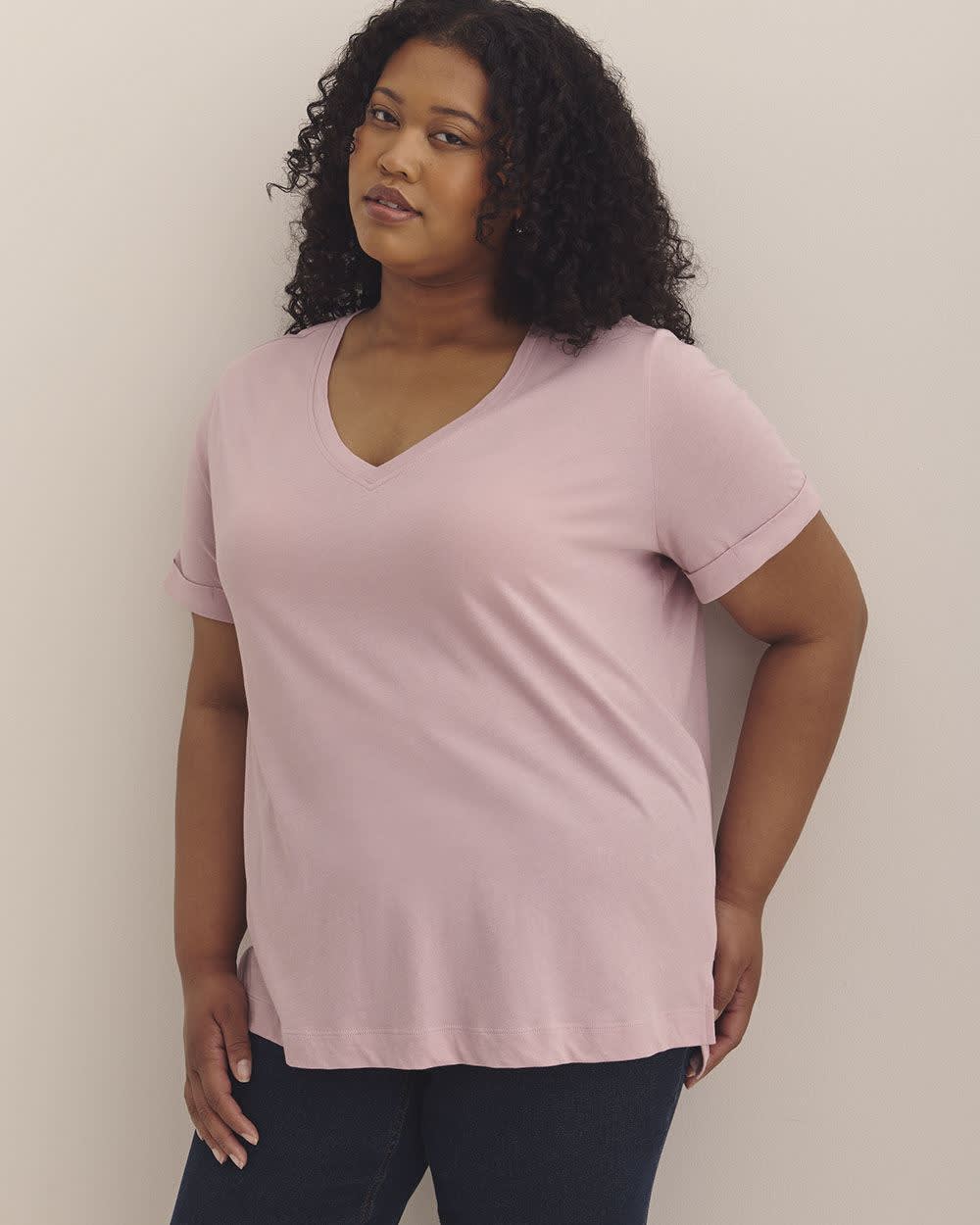 Boyfriend-Fit V-Neck T-Shirt - PENN. Essentials Keepsake Lilac