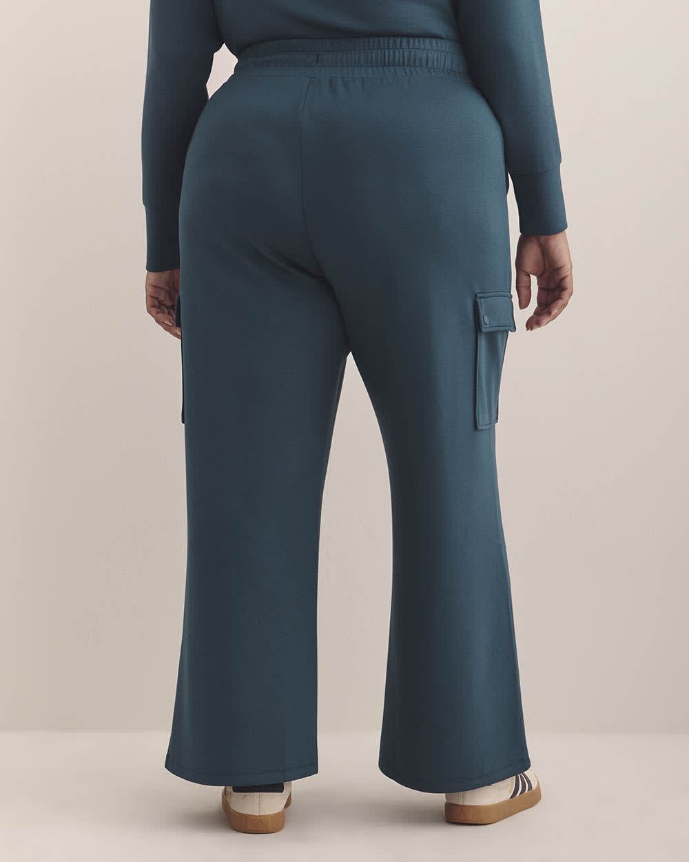 Petite, Light Knit Wide-Leg Cargo Pant - Active Zone Moonlit ocean 3 Petite, Light Knit Wide-Leg Cargo Pant - Active Zone Moonlit ocean