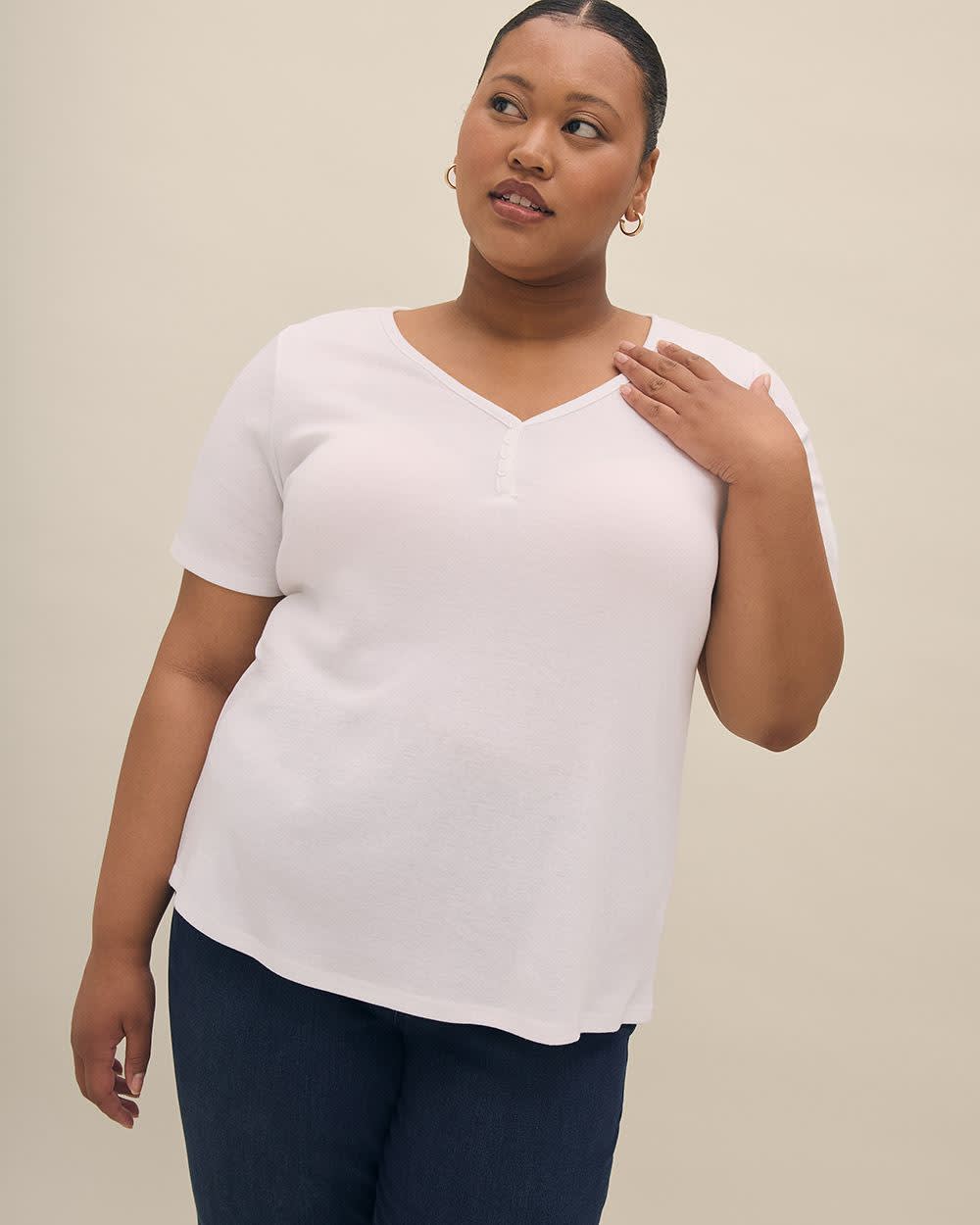 Girlfriend-Fit Ribbed Tee - PENN. Essentials Bright White